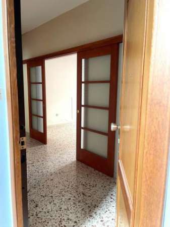 Foto Appartamento - Palermo . Rif.: Cod. rif GST186ARG