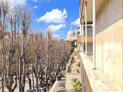 Foto Appartamento - Pentalocale a Eur, Roma