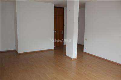 Foto Appartamento - Quadrilocale a Bolzano