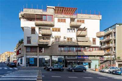 Foto Appartamento - Quadrilocale a Catania