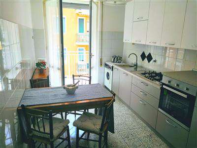 Foto Appartamento - Quadrilocale a Cavi, Lavagna
