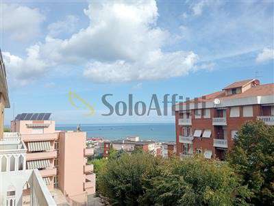Foto Appartamento - Quadrilocale a Falconara alta, Falconara Marittima