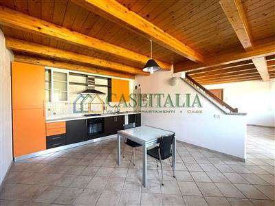 Foto Appartamento - Quadrilocale a Ivrea