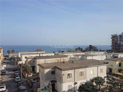 Foto Appartamento - Quadrilocale a Lido Casciolino, Catanzaro