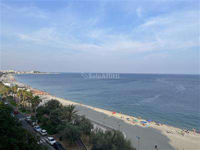 Foto Appartamento - Quadrilocale a Lido Lungomare, Catanzaro