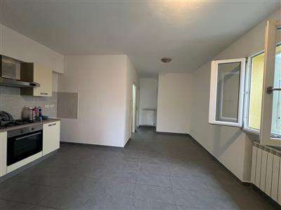 Foto Appartamento - Trilocale a MEGACINE, La Spezia