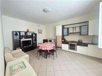 Foto Appartamento - Trilocale a Sassari