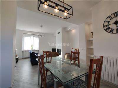 Foto Appartamento - Trilocale a Sciarè, Gallarate
