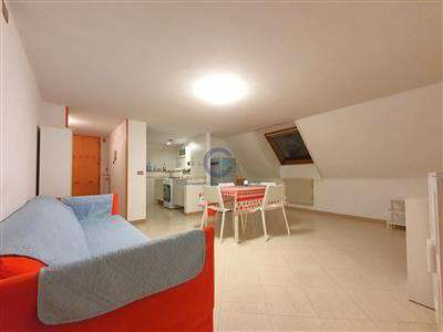 Foto Appartamento - Trilocale a Stadio, Catanzaro