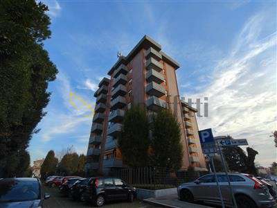 Foto Appartamento - Trilocale a Via San Rocco - Torri, Gallarate