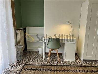 Foto Appartamento - Trilocale a Viale Cremona, Pavia