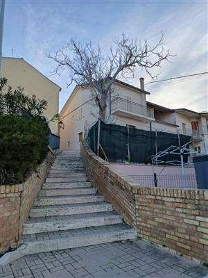 Foto Appartamento a Casalincontrada