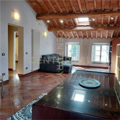 Foto Appartamento a Lucca