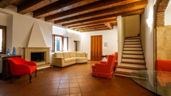 Foto Appartamento a Verona - Rif. A362