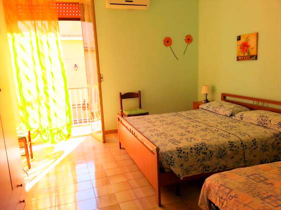 Foto APPARTAMENTO AFFITTASI AD  AVOLA  CENTRO SOLO USO FORESTERIA