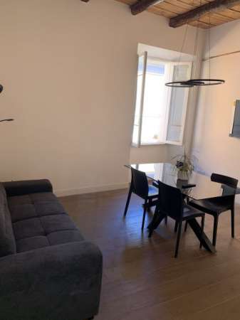 Foto Appartamento appena ristrutturato in pieno centro