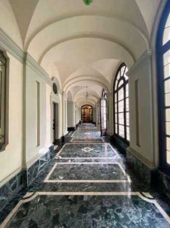 Foto Appartamento arredato in centro a Torino
