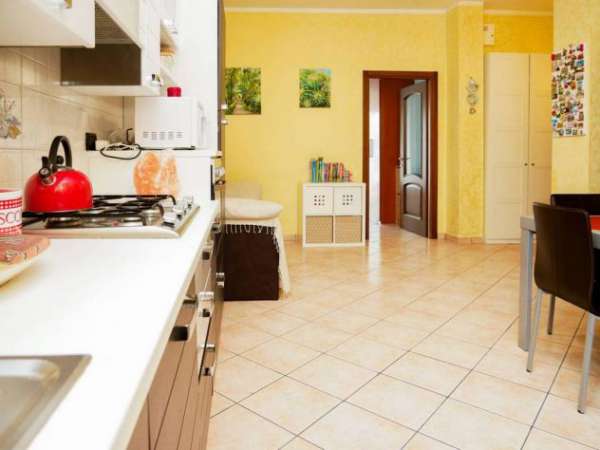 Foto Appartamento con balcone