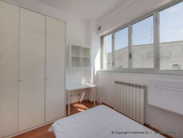 Foto Appartamento di 10 m con 1 locale in affitto a Milano