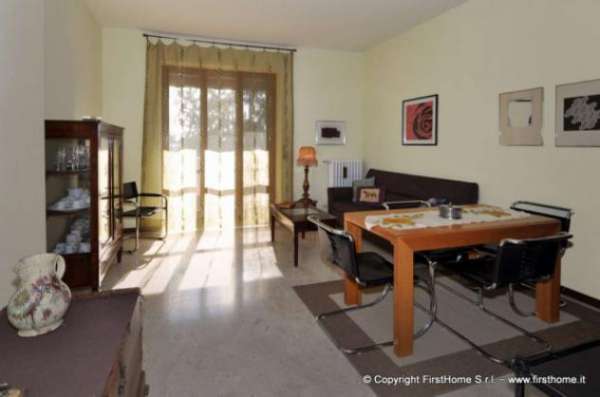 Foto Appartamento di 100 m con 3 locali in affitto a Milano