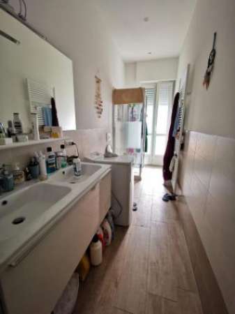 Foto Appartamento di 100 m con 4 locali in affitto a Cuneo