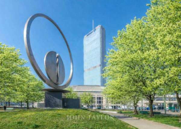 Foto Appartamento di 120 m con 5 locali in affitto a Milano