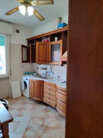 Foto Appartamento di 140 m con 4 locali in affitto a Peschiera Borromeo