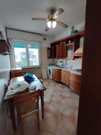 Foto Appartamento di 140 m con 4 locali in affitto a Peschiera Borromeo