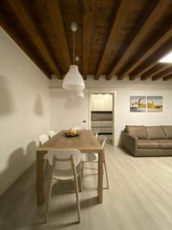 Foto Appartamento di 150 m con 3 locali in affitto a Cittadella