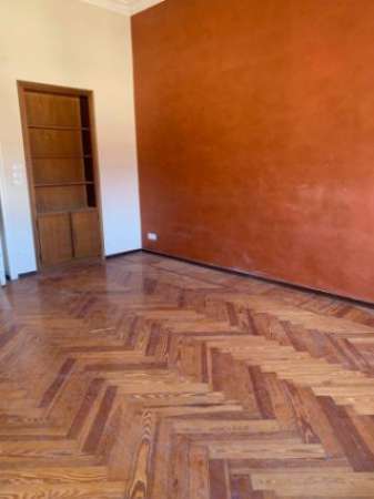 Foto Appartamento di 150 m con 5 locali in affitto a Cuneo
