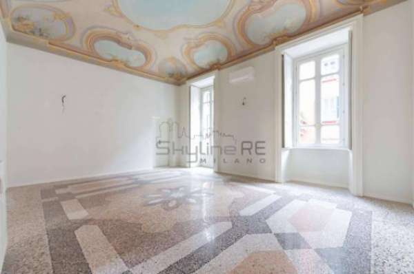 Foto Appartamento di 160 m con 4 locali in affitto a Milano