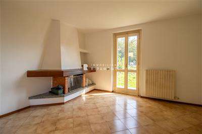 Foto Appartamento di 2 locali in Affitto