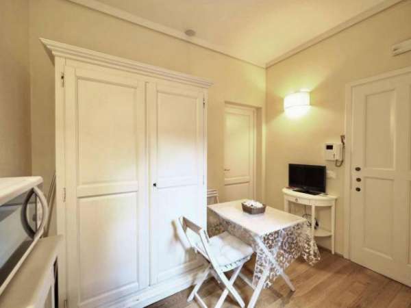 Foto APPARTAMENTO di 2 vani e di 40 mq (FIRENZE) rif. AAJ086