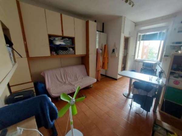 Foto Appartamento di 20 m con 1 locale in affitto a Milano