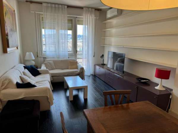 Foto APPARTAMENTO di 3 vani e di 50 mq (FIRENZE) rif. AAJ111