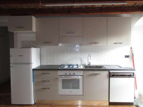 Foto Appartamento di 30 m con 3 locali in affitto a Brescia