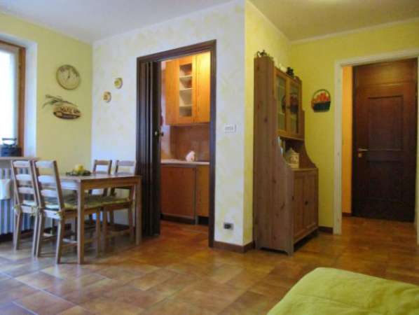 Foto Appartamento di 35 m con 1 locale in affitto a Bardonecchia
