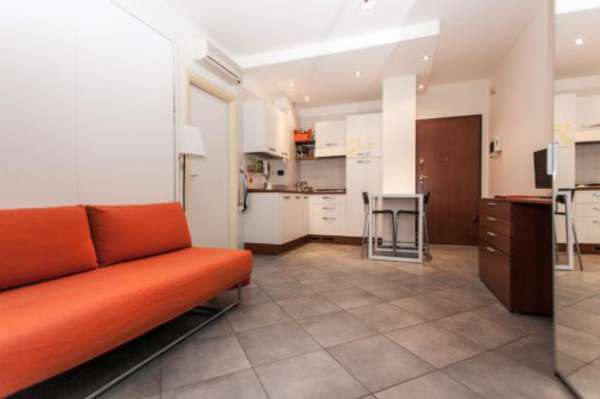Foto Appartamento di 35 m con 1 locale in affitto a Torino