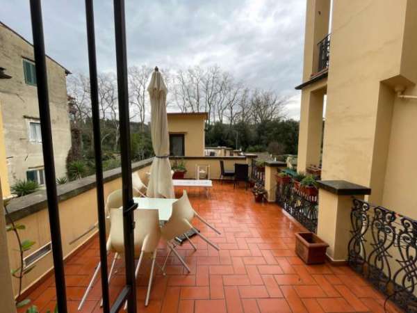 Foto APPARTAMENTO di 4 vani e di 80 mq (FIRENZE) rif. L26/487