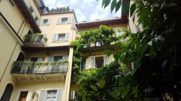 Foto Appartamento di 40 m con 2 locali in affitto a Milano