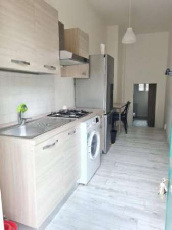 Foto Appartamento di 45 m con 2 locali in affitto a Milano