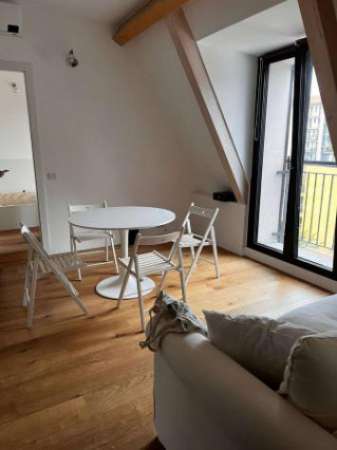 Foto Appartamento di 45 m con 2 locali in affitto a Milano