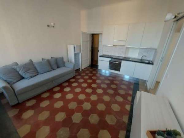 Foto Appartamento di 50 m con 2 locali in affitto a Milano