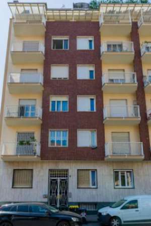 Foto Appartamento di 54 m con 2 locali in affitto a Torino