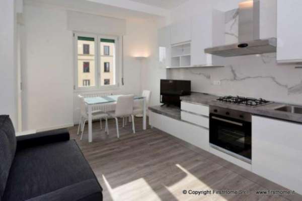 Foto Appartamento di 55 m con 2 locali in affitto a Milano