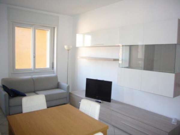Foto Appartamento di 55 m con 2 locali in affitto a Milano