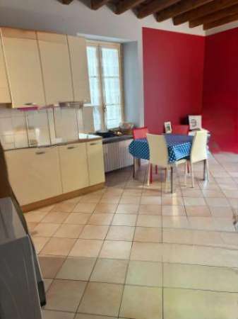 Foto Appartamento di 56 m con 2 locali in affitto a Cuneo