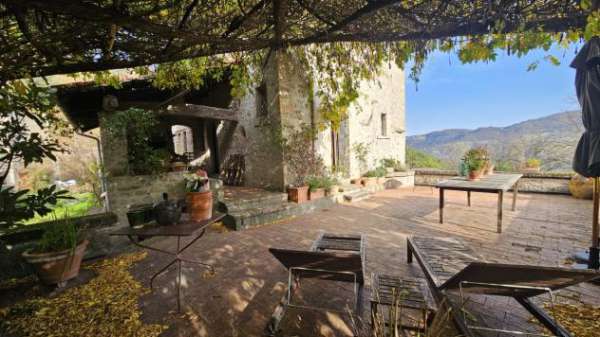 Foto APPARTAMENTO di 6 vani e di 200 mq (SASSO MARCONI - Allocco ) rif. AL29