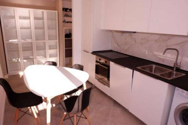 Foto Appartamento di 65 m con 3 locali in affitto a Milano