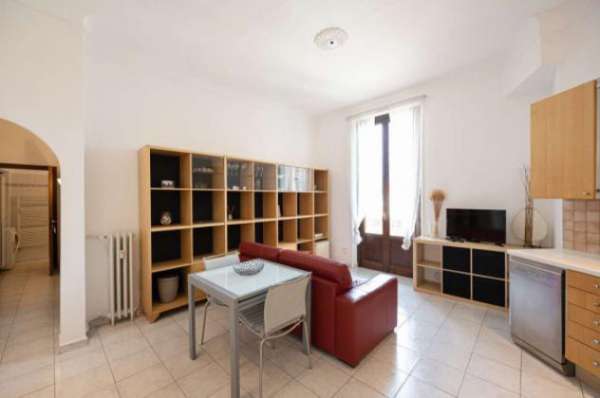 Foto Appartamento di 66 m con 2 locali in affitto a Milano